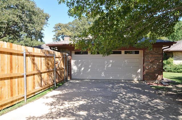Building Photo - 3 Whispering Vine Ct