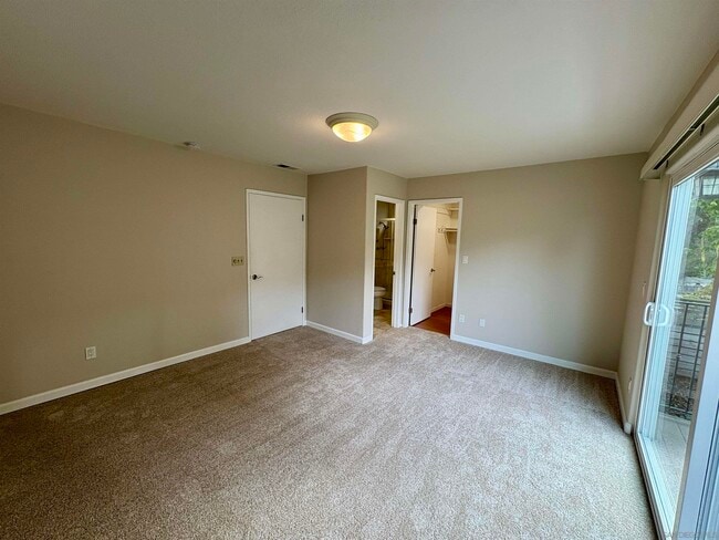 Building Photo - 12918 Biscayne Cove