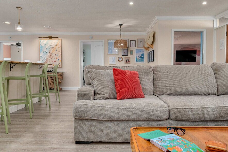 Building Photo - 12402 92nd Terrace