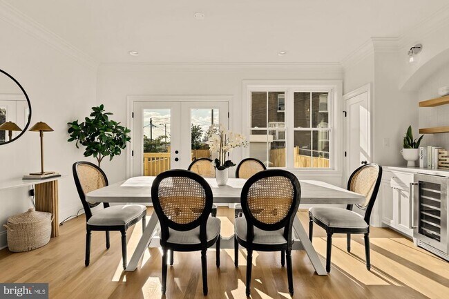 Building Photo - 4830 8th St NW