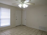 Building Photo - Nice home in Pace!