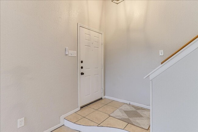 Building Photo - 11205 Willowood Creek Dr