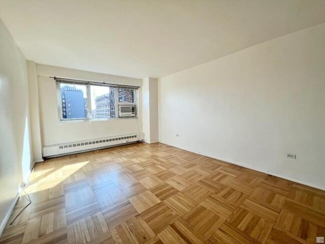 Primary Photo - 1 bedroom in Brooklyn NY 11201
