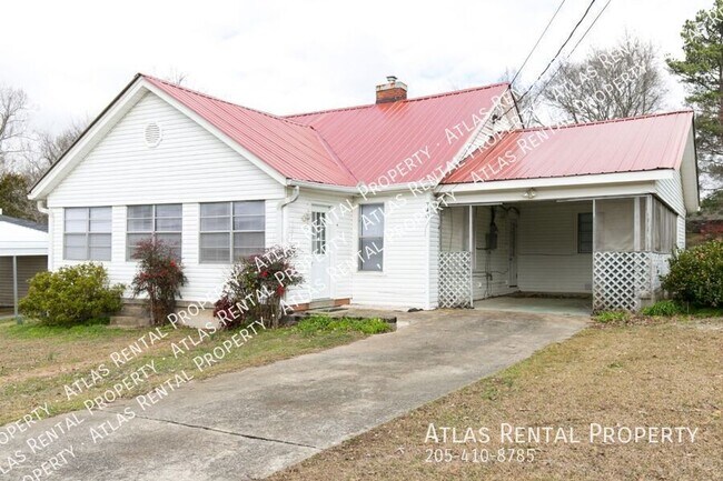 Primary Photo - 748 11th St