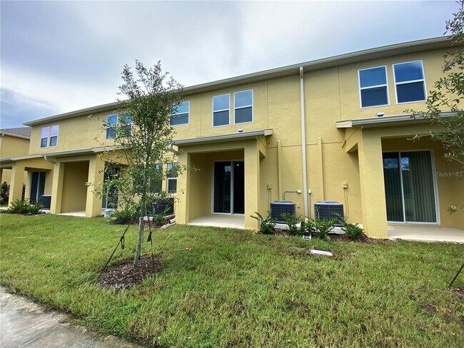 Building Photo - 9360 Tecumseh Dr