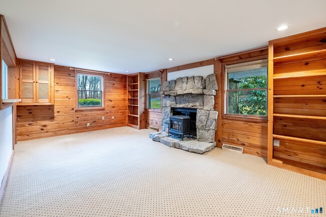 Building Photo - 1 Long Wall Rd