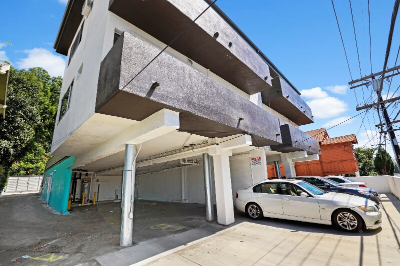 Building Photo - 249 S Coronado St