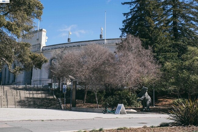 Building Photo - 2905 Channing Way