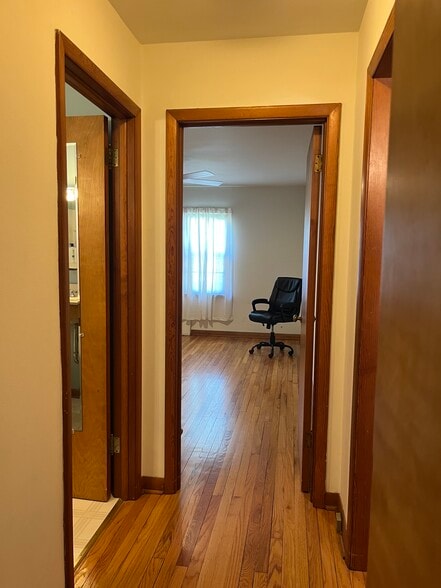 Building Photo - 1336 Spaight St