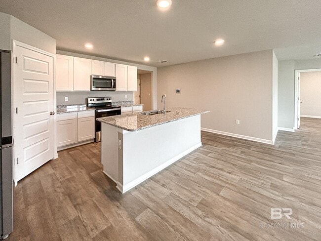 Building Photo - 23216 Shadowridge Dr