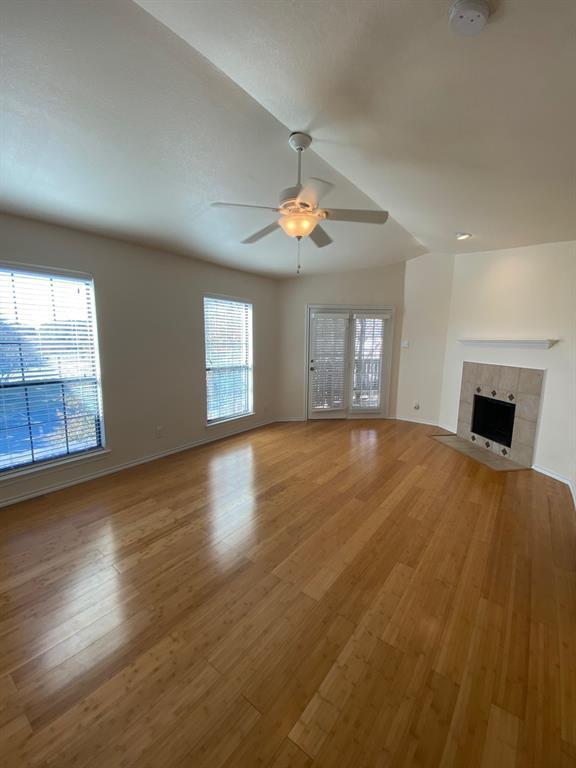 Building Photo - 3101 Townbluff Dr