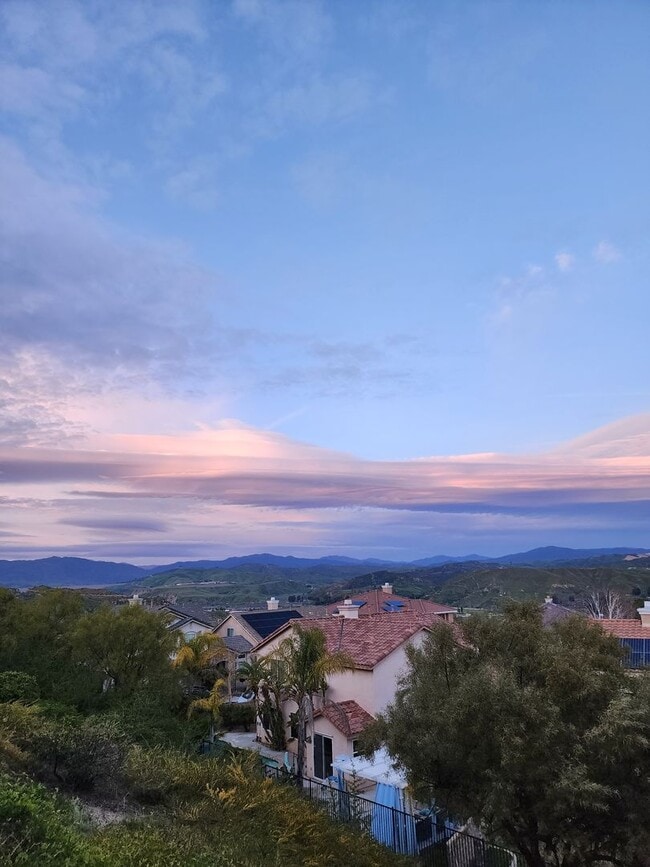 Building Photo - DHA1