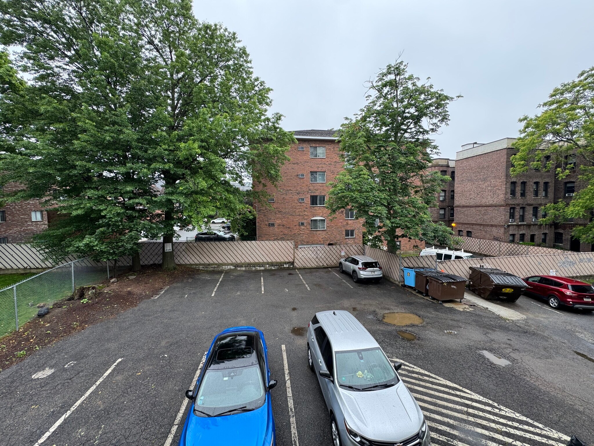 Building Photo - 60 Ashford St
