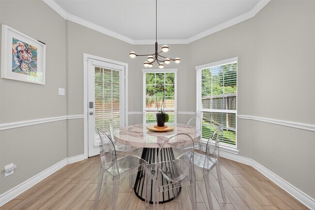 Building Photo - 25214 Evergreen Bend Dr