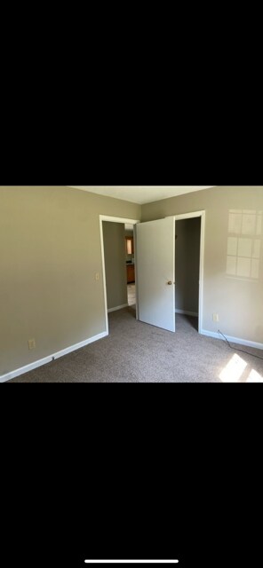 Building Photo - 509 Zollie Lavender Rd