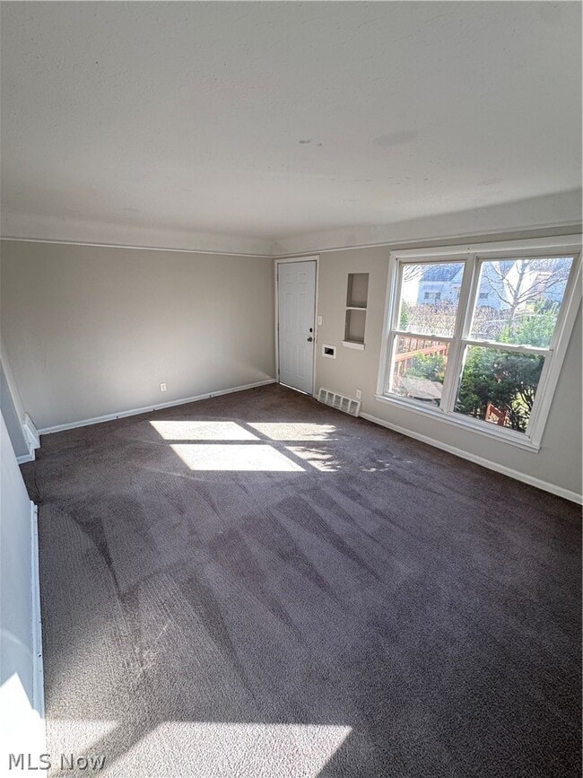 Building Photo - 892 E 139th St