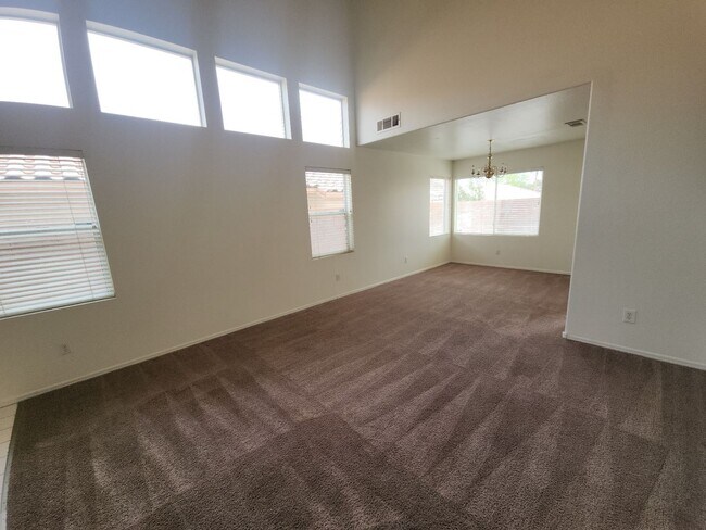 Building Photo - 9907 Sparrow Ridge Ave