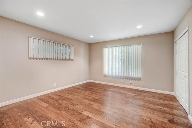 Building Photo - 5437 Castle Knoll Rd