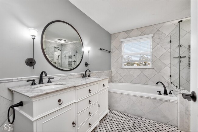 Building Photo - 14175 Charity Chase Cir