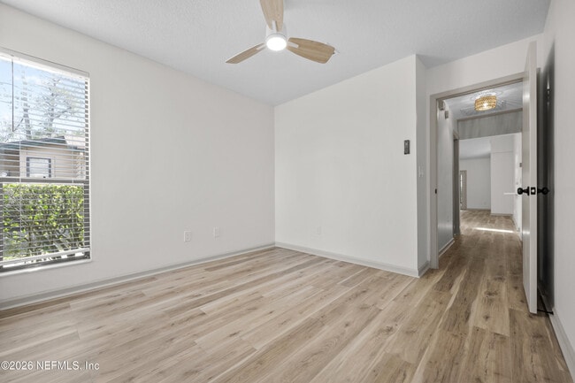 Building Photo - 9350 Arbolita Way