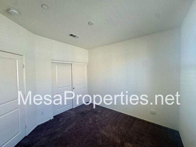 Building Photo - 7462 Solstice Pl