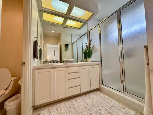 Building Photo - 57600 Interlachen