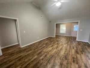 Building Photo - 110 Fox Haven Dr