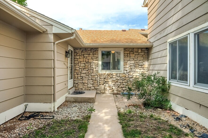 Building Photo - 3810 S Atchison Way