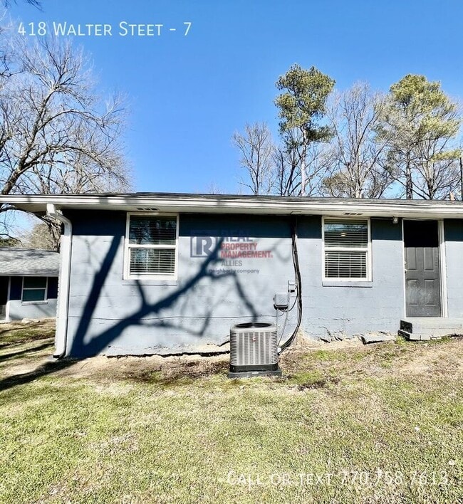 Building Photo - 418 Walter St