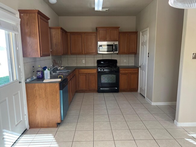 Building Photo - 4119 Barossa Valley Ln