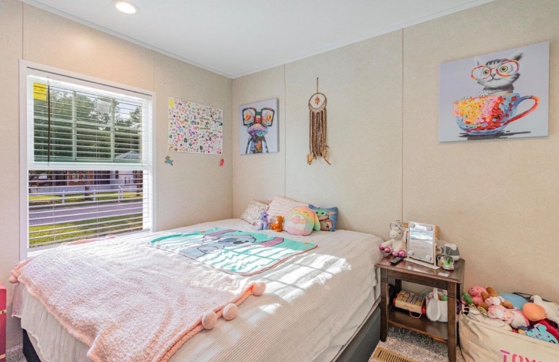 Building Photo - 3824 Wayside Rd