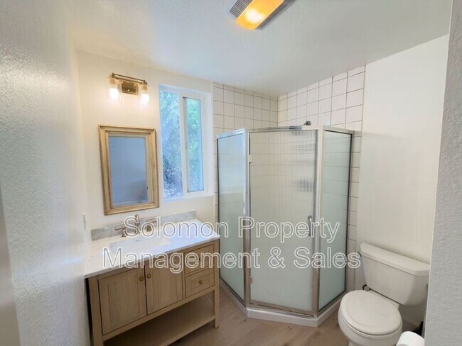 Building Photo - 2840 Esturion Pl