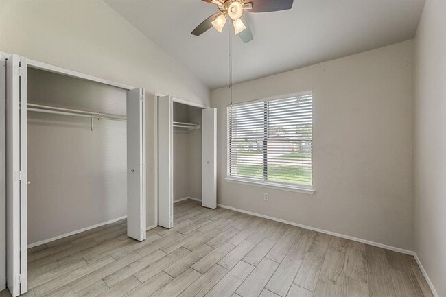 Building Photo - 1808 Prairie Star Ln