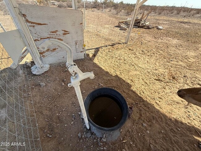 Building Photo - 726 S Johnson Rd