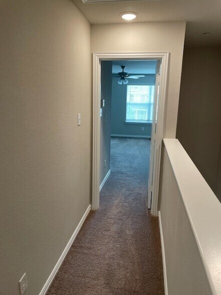 Building Photo - 3714 Malibu Dr