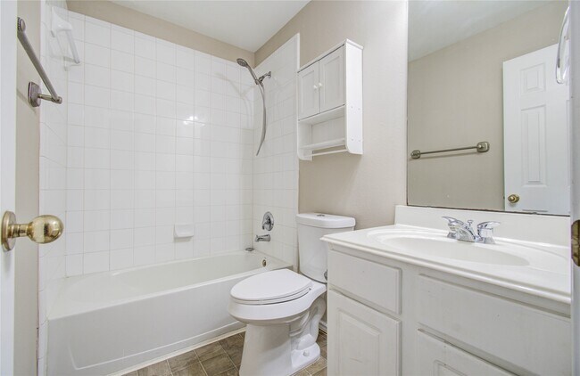 Building Photo - 14731 Country Rose Ln