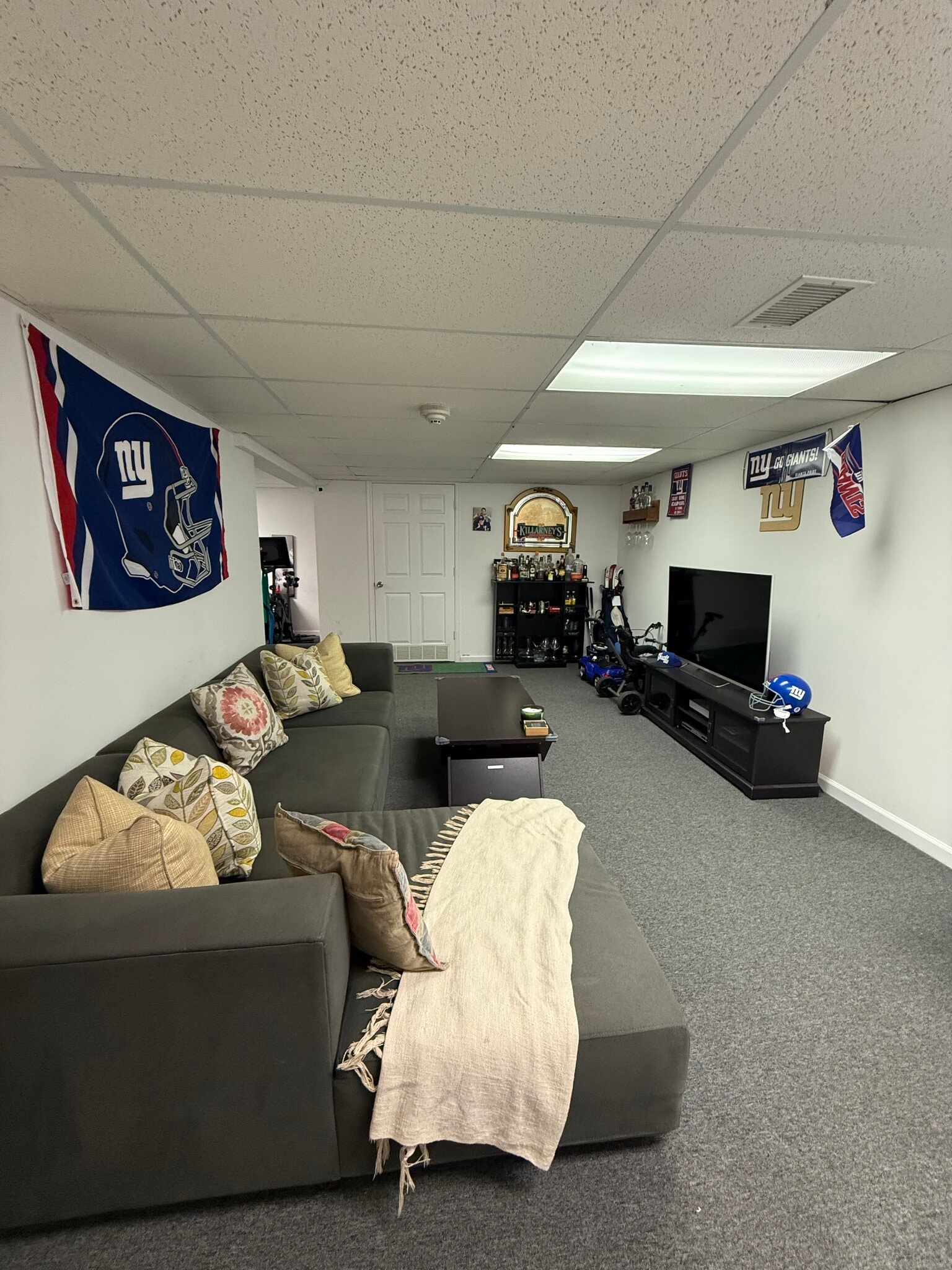 Building Photo - 334 Bowler Ct