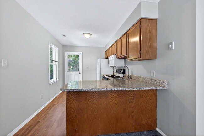 Building Photo - 1501 Mary Frances Pl