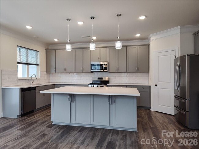 Building Photo - 10459 Glenmere Crk Cir