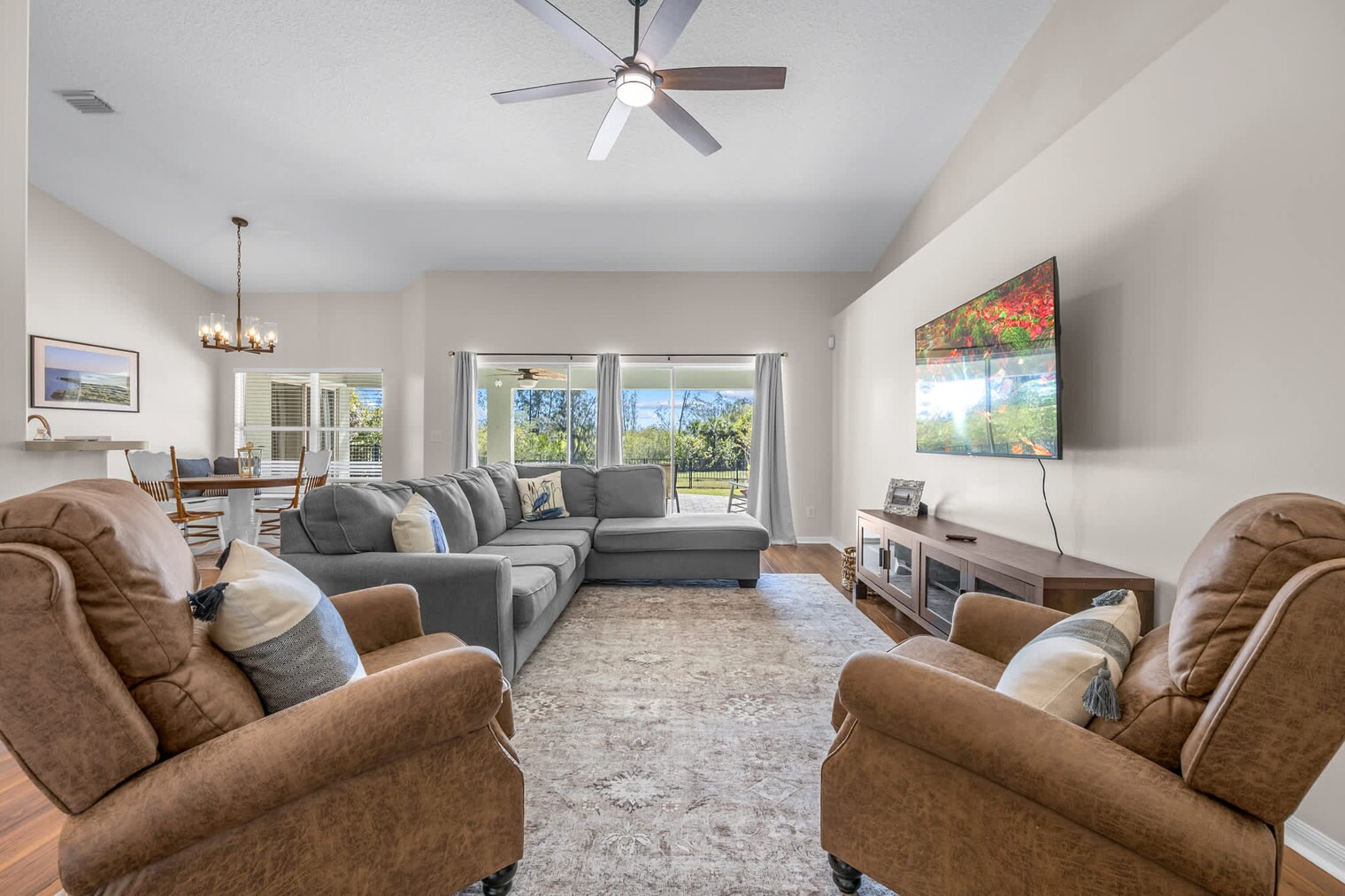 Building Photo - 2860 S Courtenay Pkwy