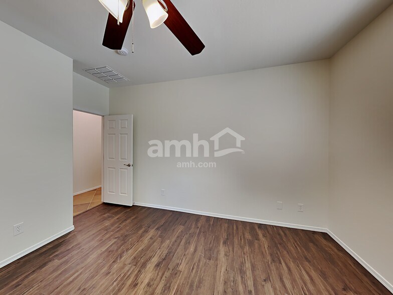 Building Photo - 3628 Aidan Ln