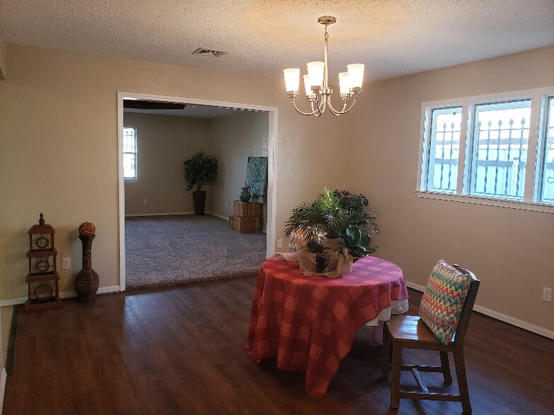 Building Photo - 4709 Princess Ln