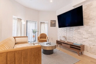 Building Photo - 233 Covert St.