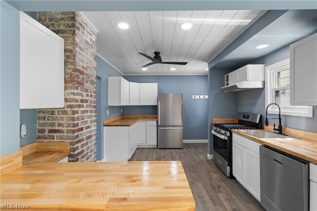Building Photo - 1432 Broad Blvd