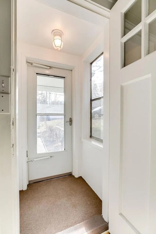 Building Photo - 1164 Randolph Ave