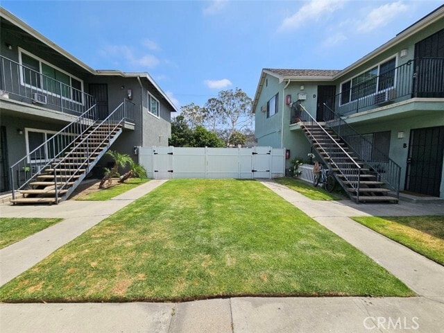 Building Photo - 6081 Lemon Ave