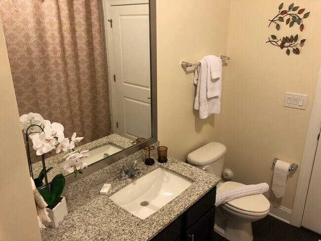 Building Photo - 5720 Carnegie Blvd