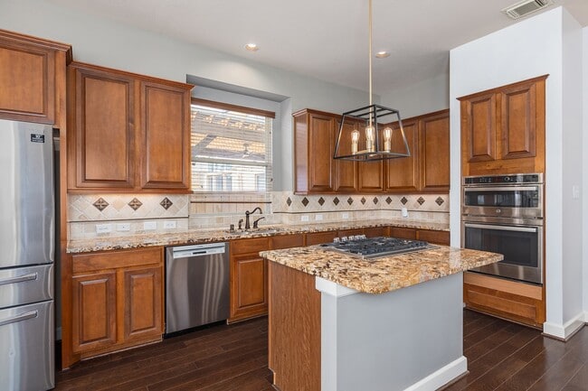Building Photo - 27 N Arrow Canyon Cir