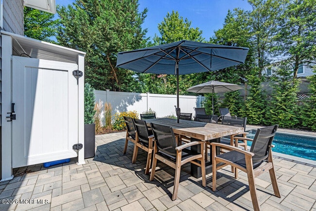 Building Photo - 44 Cowart Ave