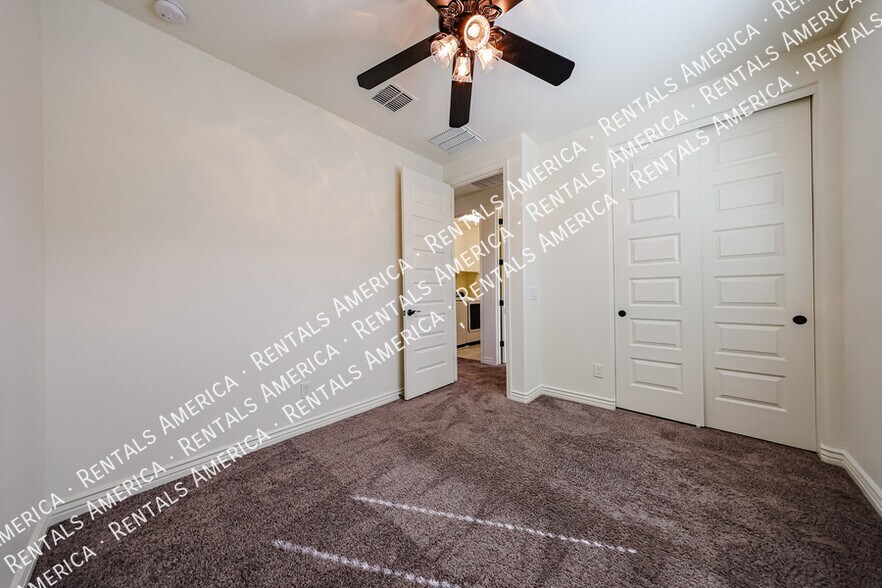 Building Photo - 22483 N 95th Dr